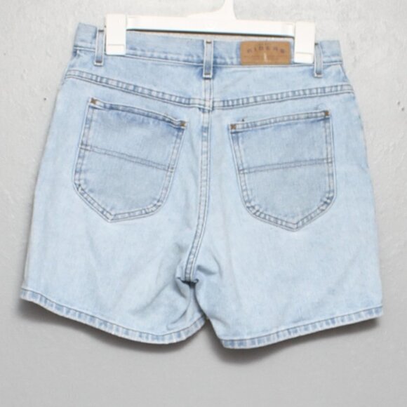Riders vintage light wash denim high rise mom shorts - Picture 2 of 4